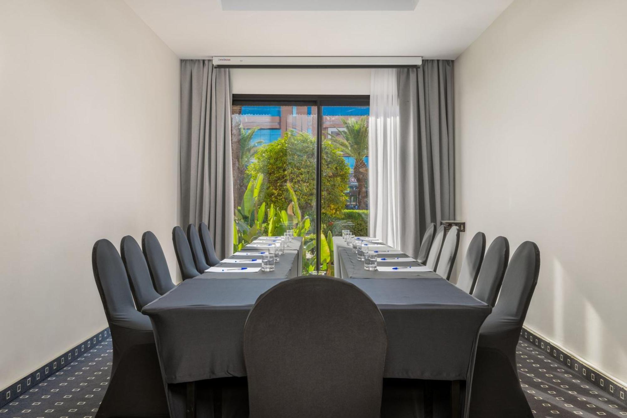 Le Meridien N'Fis Marrakesh Exterior photo Boardroom